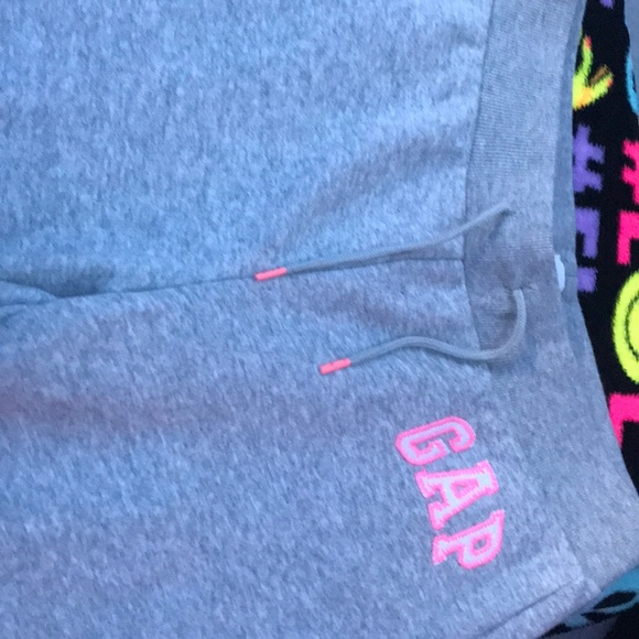 GAP KIDS - Picture 2 of 2